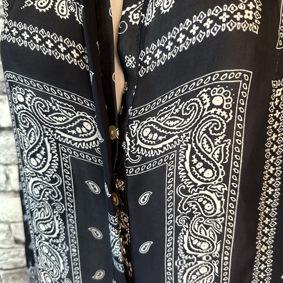 Banana Republic Dark blue with White Paisley Pattern sleeveless Size M - Picture 4 of 6